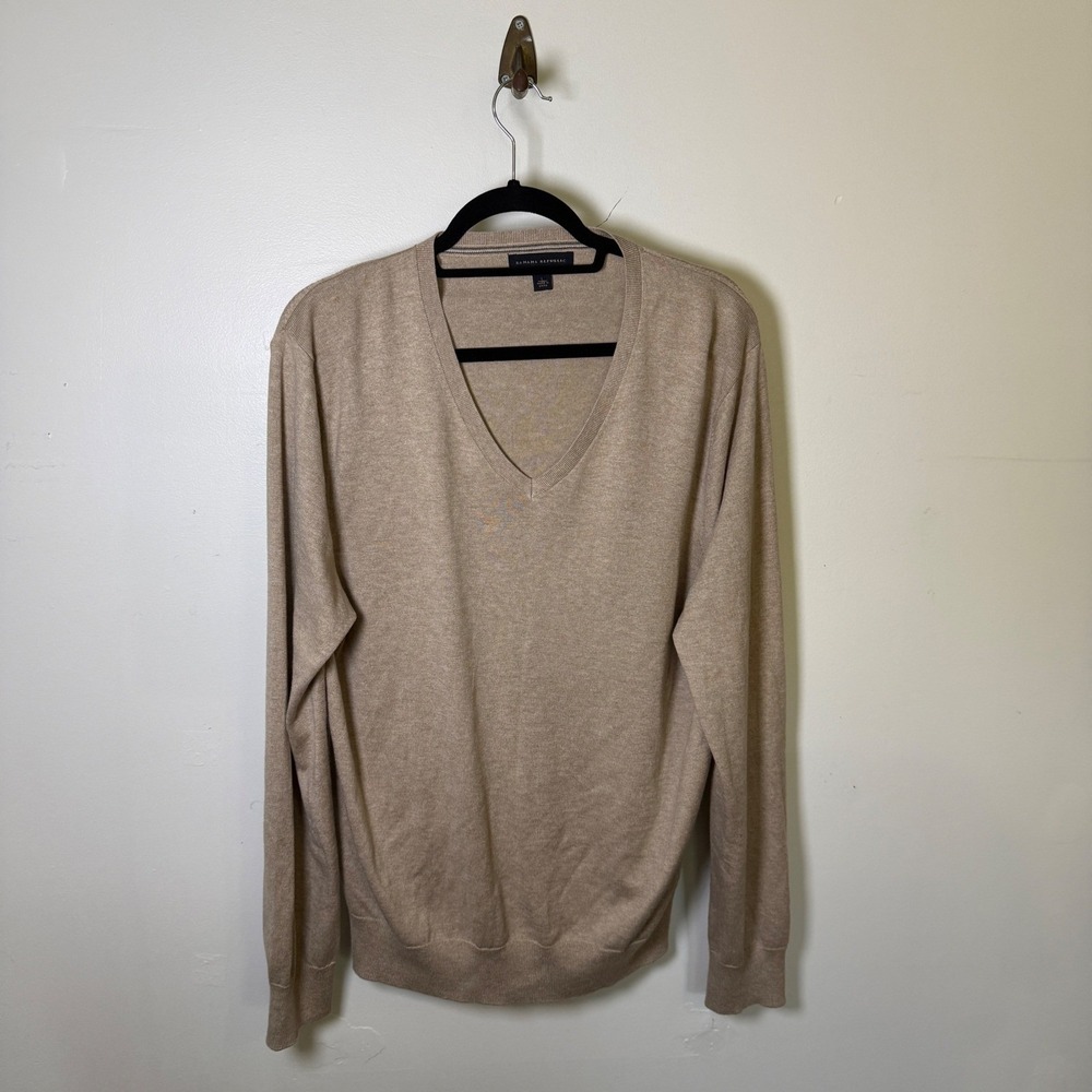 Banana Republic Luxury Blend Tan V-Neck Sweater XL Silk Cotton Cashmere Mens
